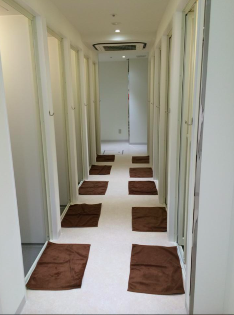 �V�����[���[��