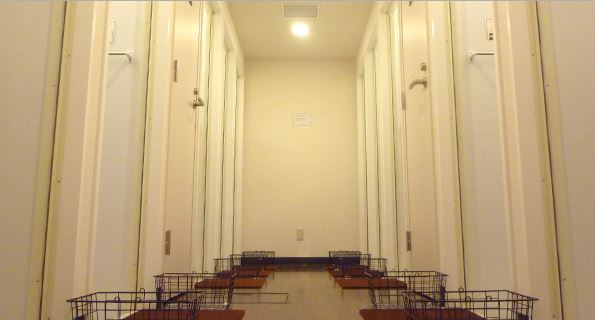 �V�����[���[��